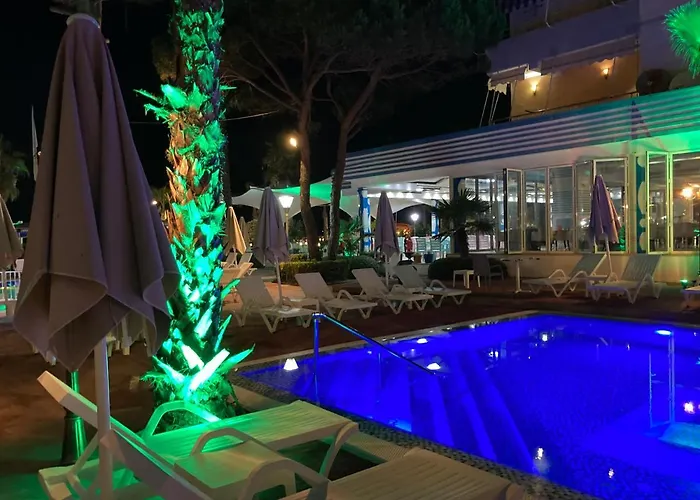 Fiona's Sea View Apartment