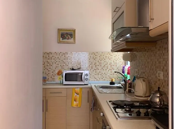 Fiona's Sea View Apartment