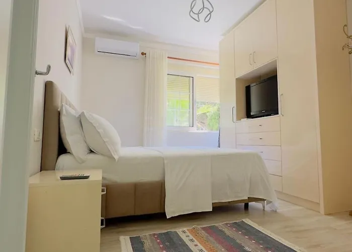 Fiona's Sea View Apartment