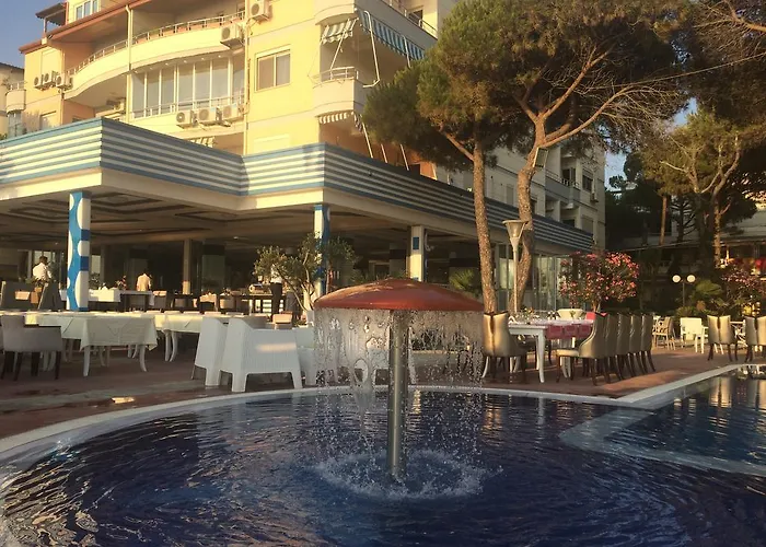 Fiona's Sea View Apartment Golem (Tirana)