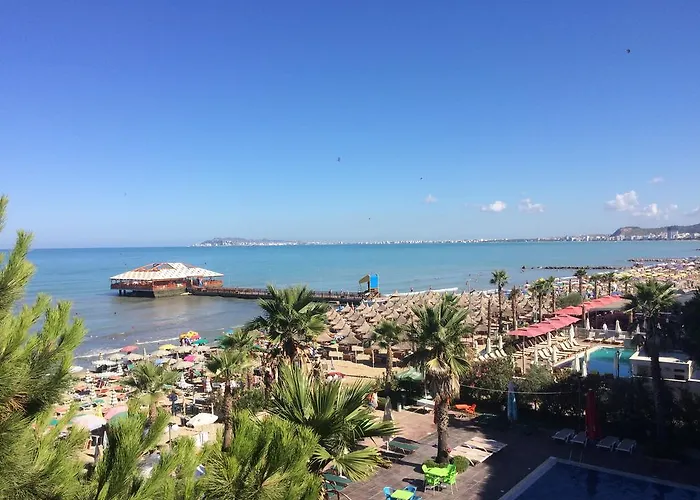 Fiona's Sea View Apartment Golem (Tirana)