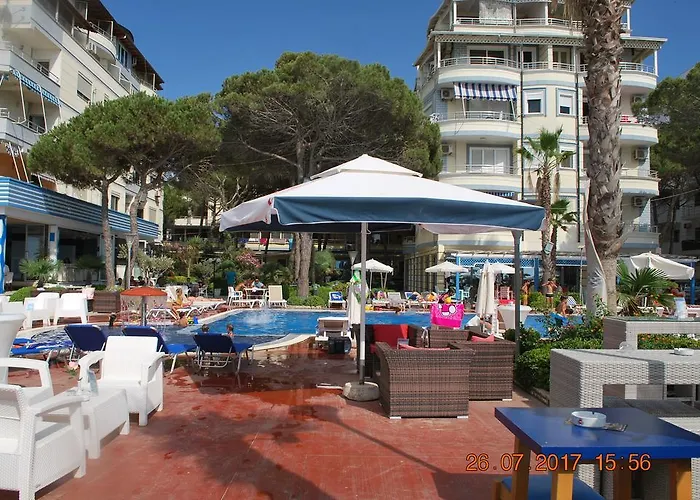 Fiona's Sea View Apartment Golem (Tirana)