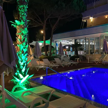 Fiona's Sea View Διαμέρισμα
