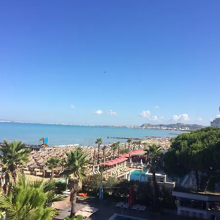 Fiona's Sea View Διαμέρισμα *