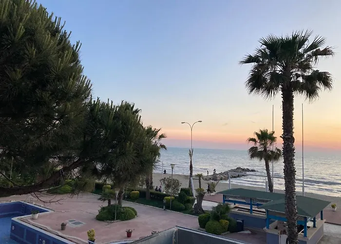 Fiona's Sea View *