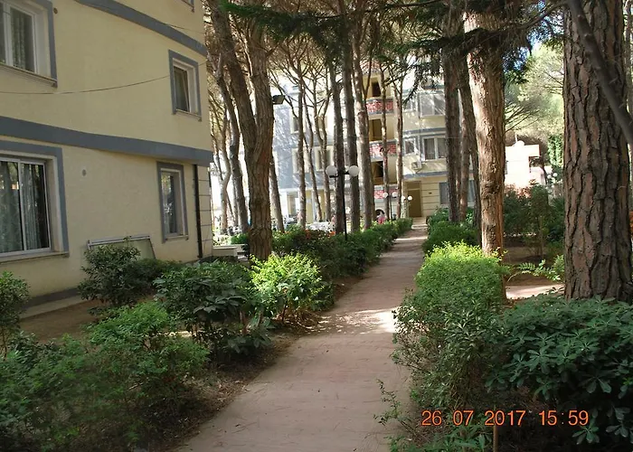 Fiona's Sea View * Golem (Tirana)